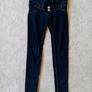 Freddy WR.up maternity pants!